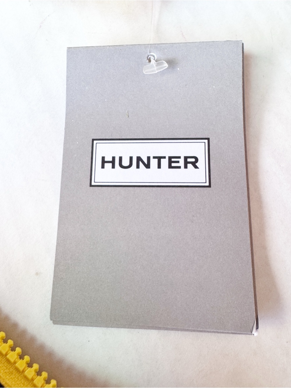 Hunter New Boys Water
Resistant Long Hooded Rain Jacket in Yellow NWT Size 8Y - Picture 11 of 14